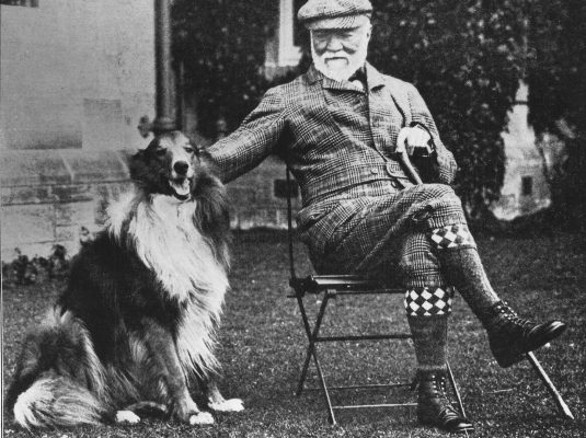 Andrew Carnegie- Skibo Castle met hond